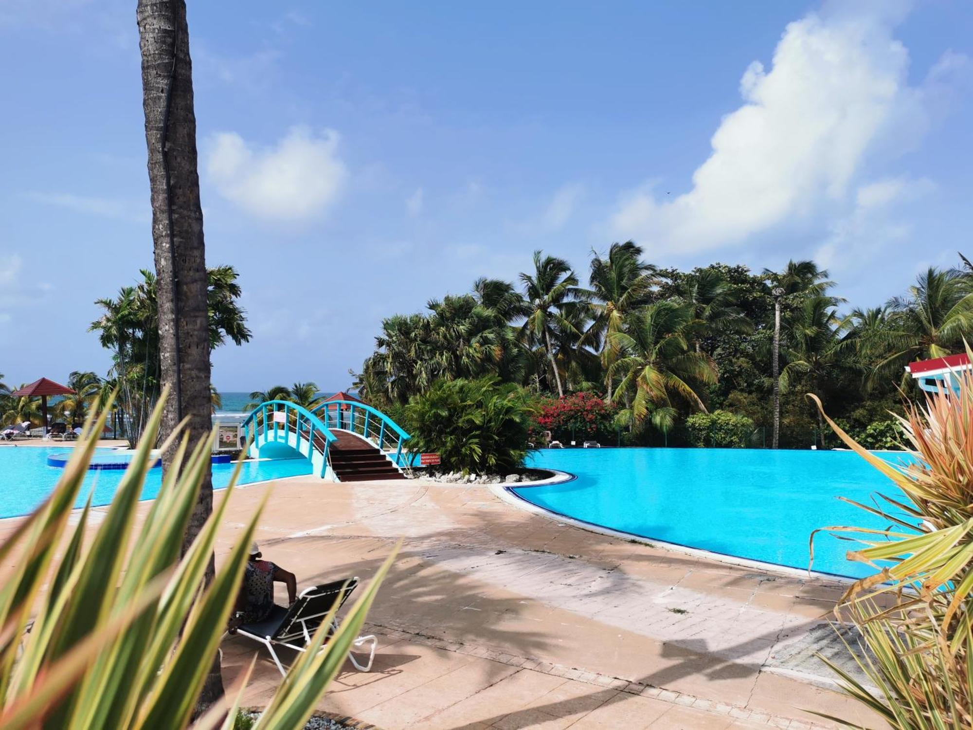 Appart T3 Village Vacances Sainte-Anne Courcelles Exterior foto